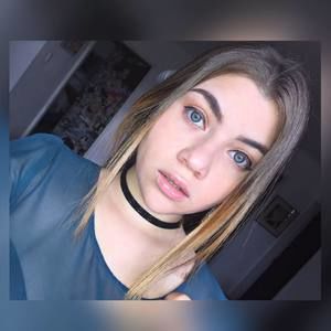 Meet your Posher, Vicky